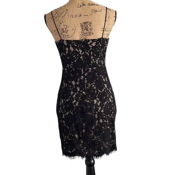 NWOT Lulu's Keep it Social Black Lace BodyCon Mini Dress - Size M - Picture 9 of 11